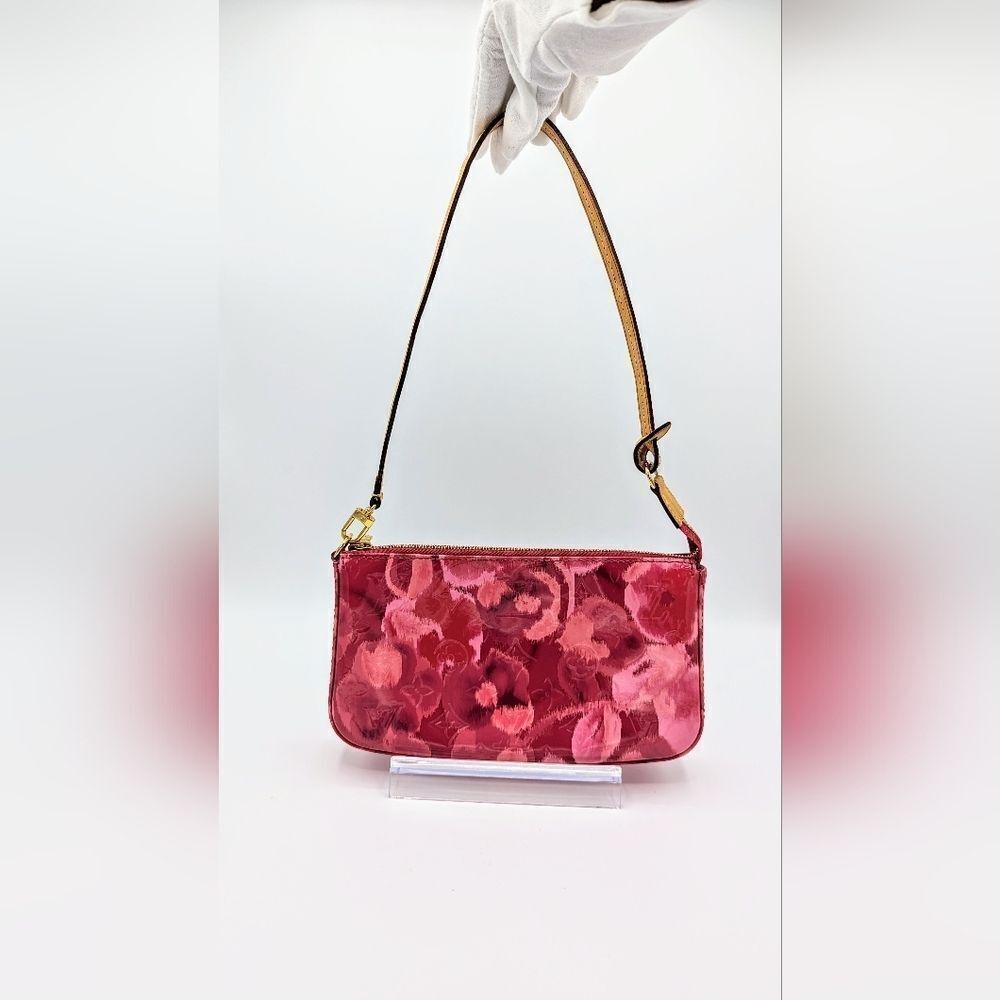 Louis Vuitton Vernis Ikat Flower Pochette - Picture 2 of 13